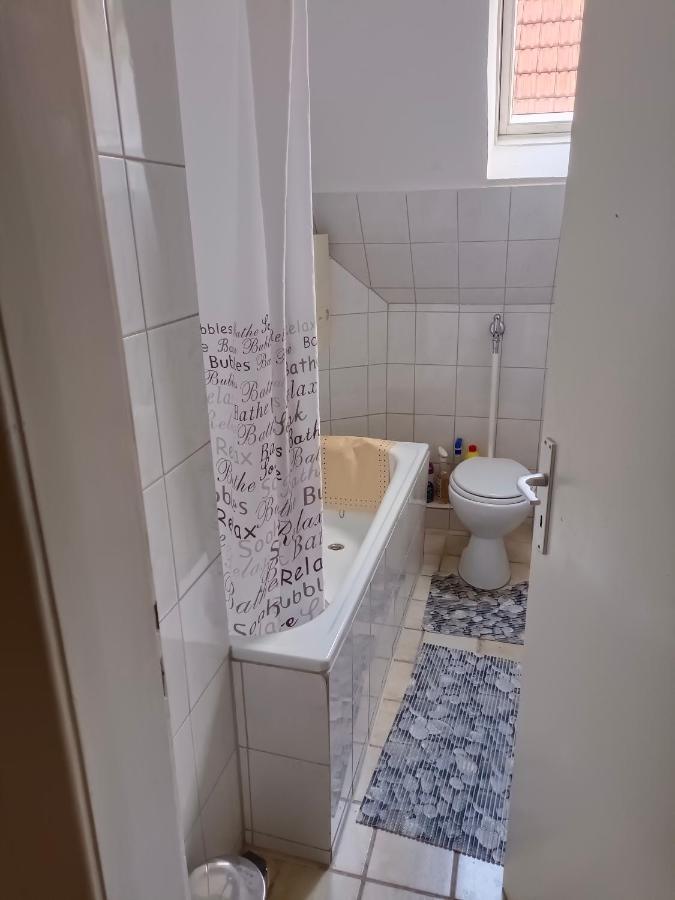 Nette Kuschelige Wohnung Bochum Eksteriør billede